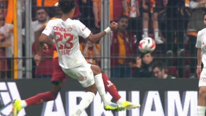 GALATASARAYIN KAZANDIĞI PENALTI POZİSYONU