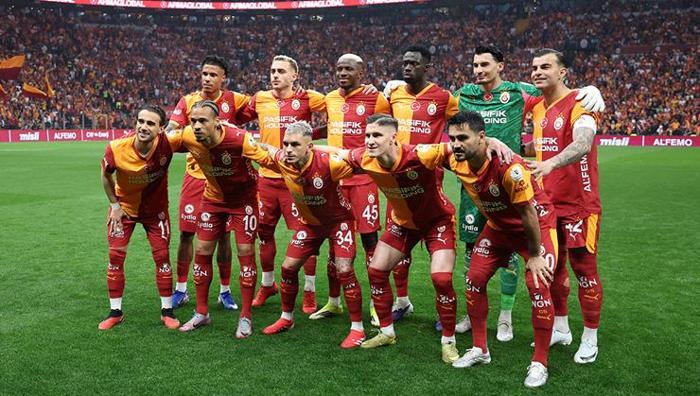 PUNCH: OSIMHENİN KAHRAMANLIĞI