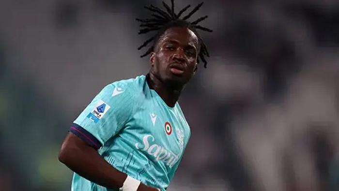 Galatasaray peşindeydi İngiliz devi araya girdi... Devasa teklif yolda