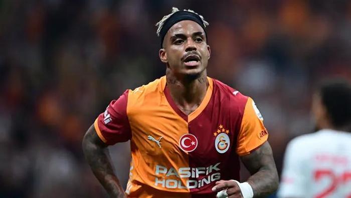 Ve anlaşma sağlandı Galatasaray’ın yıldızı ile görüşmeler tamamlandı