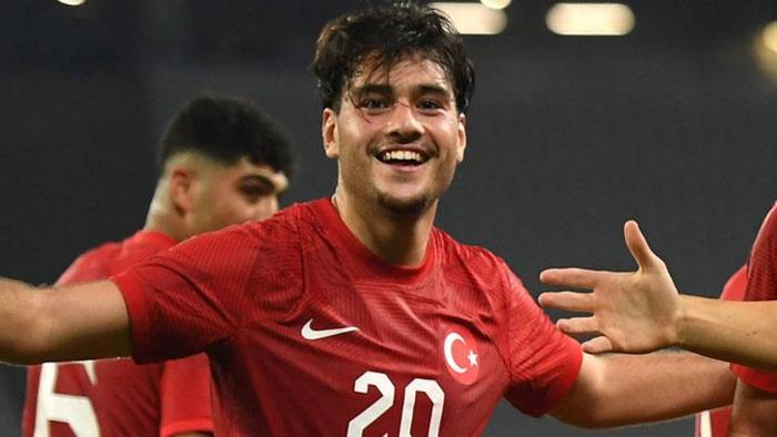 ARAL ŞİMŞİR DERBİSİ Trabzonspora transferde Galatasaray rakip çıktı