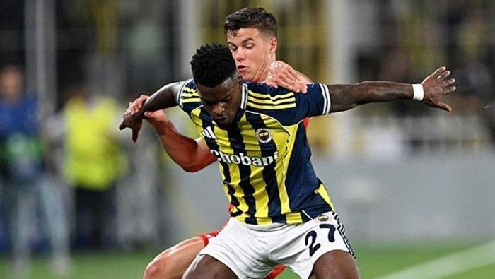 39 MAÇTA FORMA GİYDİ