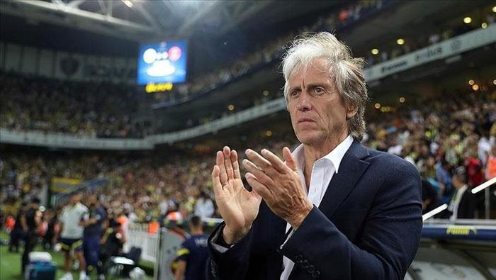 FENERBAHÇEYE GELMEYE SICAK BAKIYOR