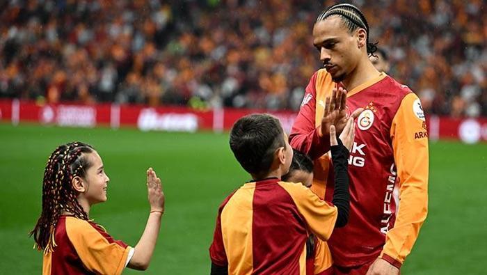 Leroy Saneden Fenerbahçeye gönderme Türkiyenin Bayerni Galatasaray Osimhen sözleri