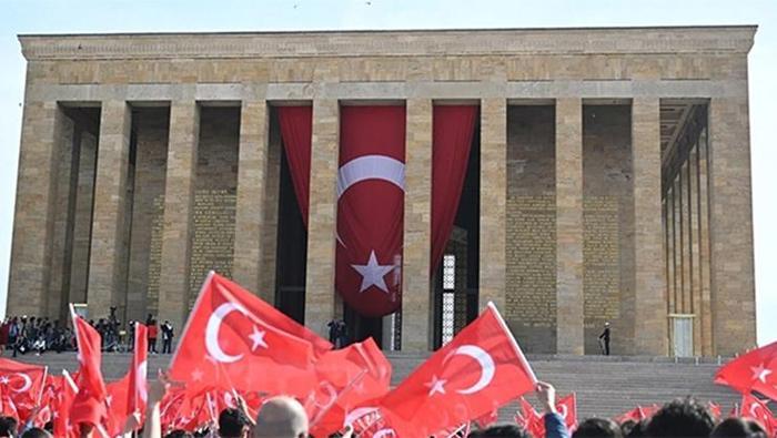 EN FARKLI, RESİMLİ 19 MAYIS MESAJLARI