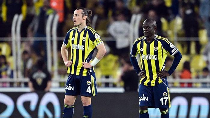 Fenerbahçenin yıldızlarından taraftara mesaj: Daha iyisi, daha fazlası