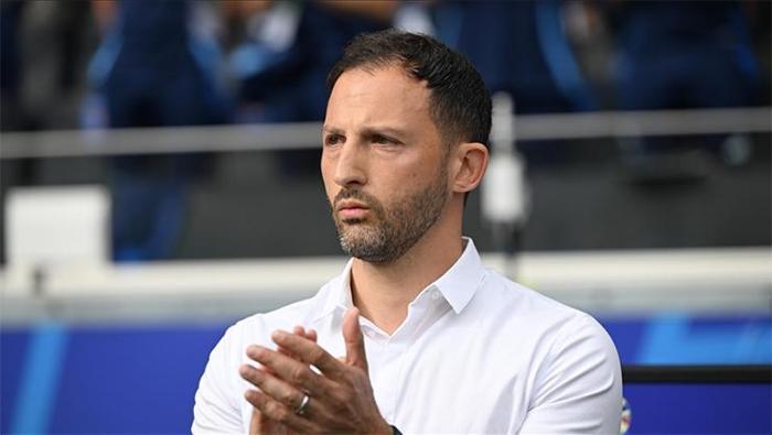 Domenico Tedesco bilmecesi Yeni takımıyla Almanyayı karıştırdı, ortalık birbirine girdi
