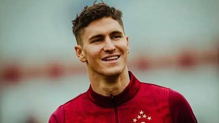 İngilizler Galatasarayın yıldızının peşinde Yönetim bonservisini belirledi