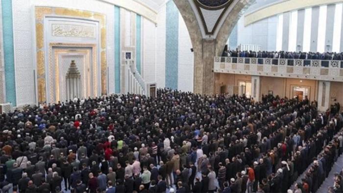 Ankara Bayram Namazı Saati 2026 | Ankarada Kurban Bayramı Namazı Saat Kaçta, Ne Zaman Kılınacak Diyanet Bayram Namazı Vakti