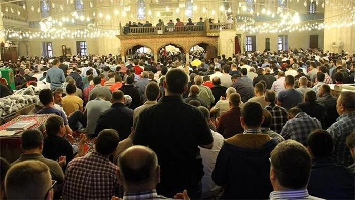 BAYRAM NAMAZI NASIL KILINIR KAÇ REKATTIR