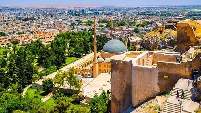 Şanlıurfa Bayram Namazı Saati 2026 | Şanlıurfada Kurban Bayramı Namazı Saat Kaçta, Ne Zaman Kılınacak Diyanet Bayram Namazı Vakti