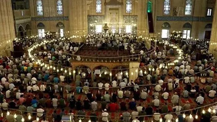BAYRAM NAMAZI NASIL KILINIR KAÇ REKATTIR