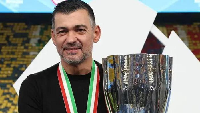 Beşiktaş’ta teknik direktör operasyonunda rota değişti Masaya oturulacak