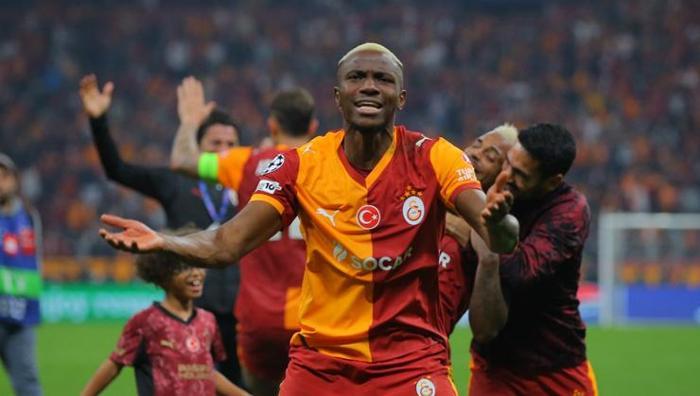 Osimhen, Galatasaraya istemeyerek transfer oldu Patrice Evradan tepki çekecek sözler: United harekete geçmeli