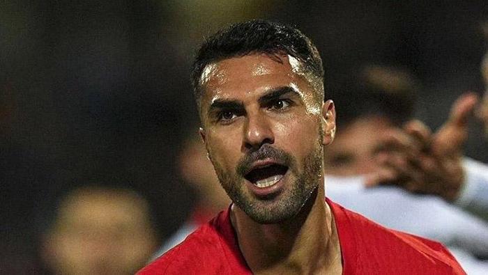 Galatasaray teklif yaptı Zeki Çelik’ten yanıt geldi