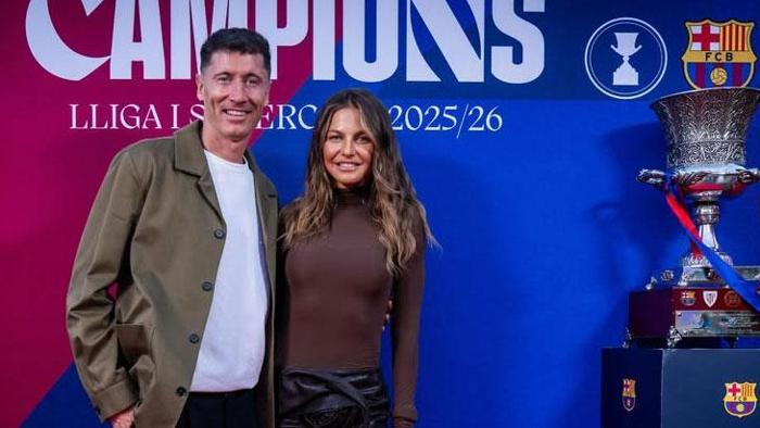 EŞİ TRANSFER AÇIKLADI Robert Lewandowskide flaş gelişme