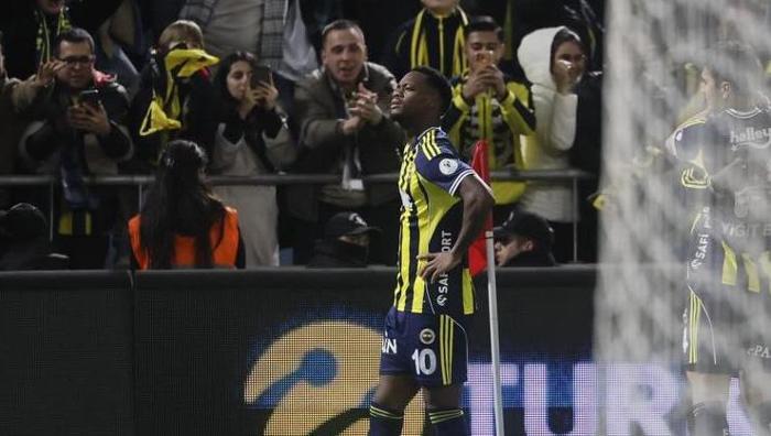 Ve Jhon Durandan transfer açıklaması Galatasaray iddialarına olay cevap: Eğer şimdi söylersem...