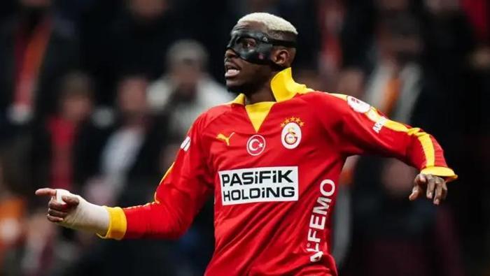 Galatasarayın yıldızı Osimhen için dev talip Transferin önünde tek engel var