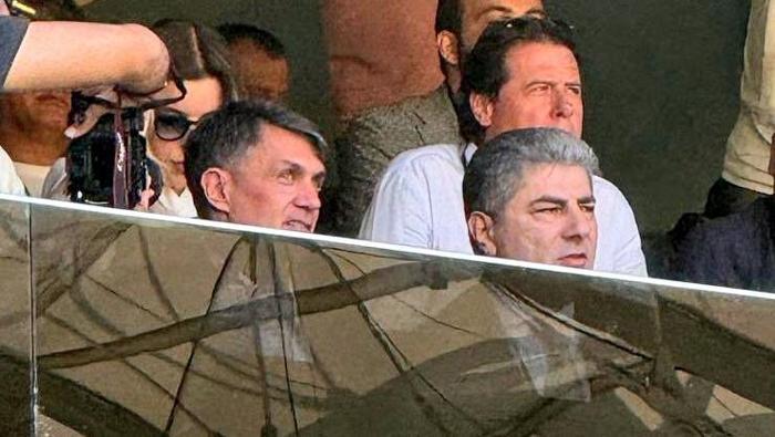 GÜÇLÜ BAĞLANTILARI DİKKAT ÇEKİYOR