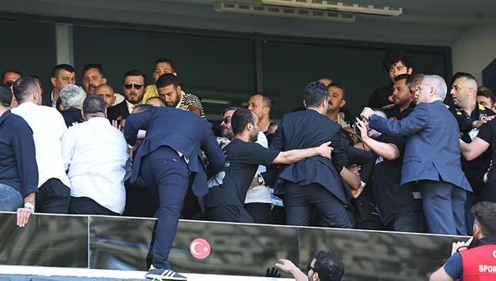 GERGİN KONGRE