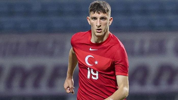 Beşiktaşta transfer operasyonu başlıyor; Italiano onayı verdi