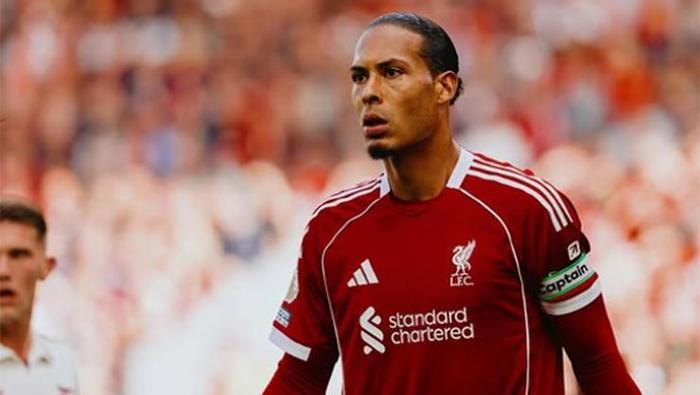 Virgil Van Dijk transferinde ipler Icardinin elinde Okan Buruk savunmasına patron istiyor