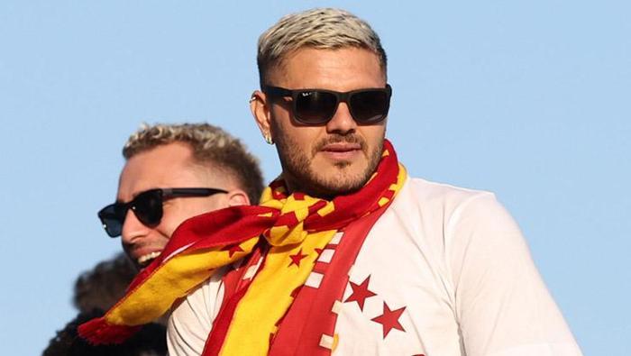 Galatasarayda Icardi krizi Menajeri resmen açıkladı: Kalıyor mu gidiyor mu