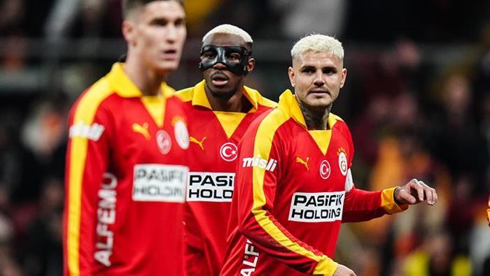 Galatasarayda Icardi krizi Menajeri resmen açıkladı: Kalıyor mu gidiyor mu