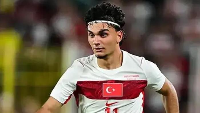 Galatasarayda Can Uzun harekatı Alman basını yazdı