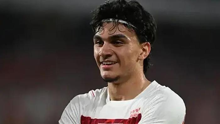 Galatasarayda Can Uzun harekatı Alman basını yazdı