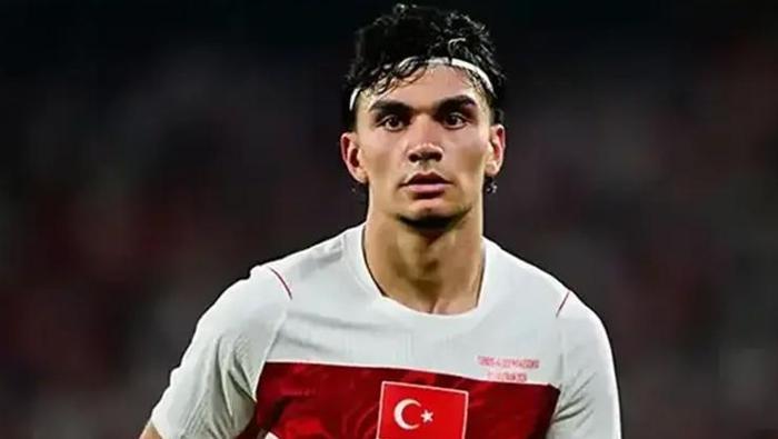 Galatasarayda Can Uzun harekatı Alman basını yazdı