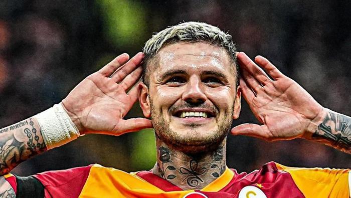 Galatasarayda Osimhenin alternatifi bulundu Portekizliler duyurdu