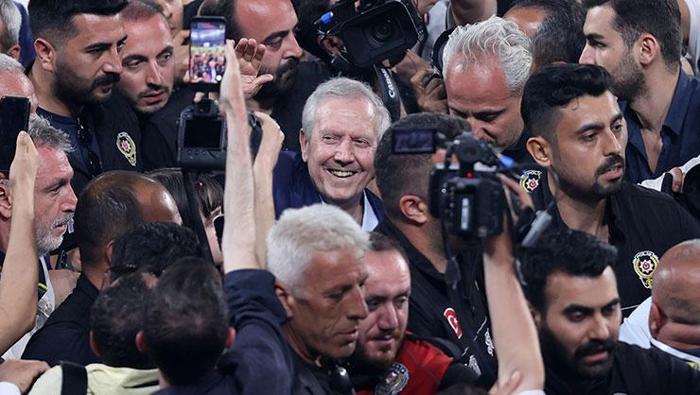 Real Madridin yıldızı için dev operasyon Fenerbahçe harekete geçti