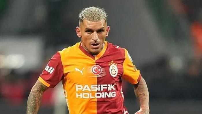 Lucas Torreira saldırının ardından ilk kez görüntülendi Dikkat çeken detay