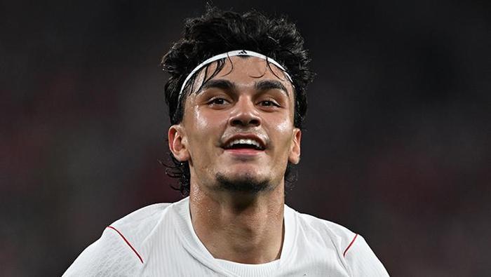 Frankfurttan Galatasaraya Can Uzun resti Transferde son dakika