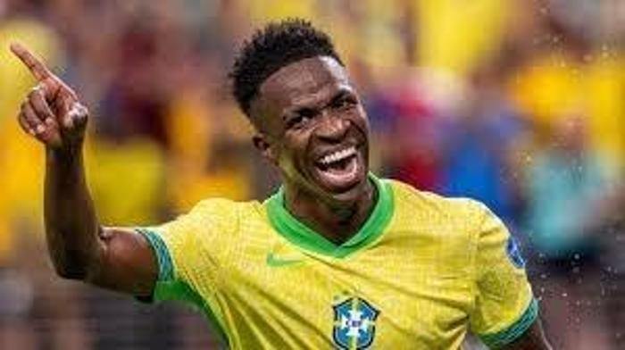 15 - Vinicius Junior
