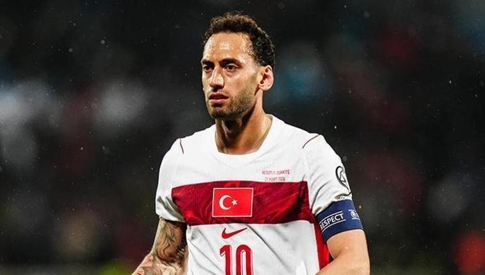 47 - Hakan Çalhanoğlu