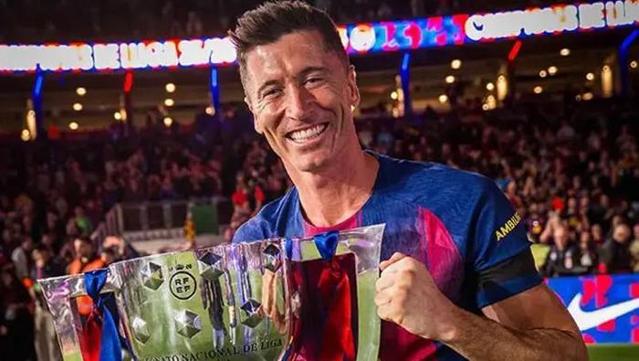Ve anlaşma sağlandı Lewandowski yeni takımına imzayı atıyor