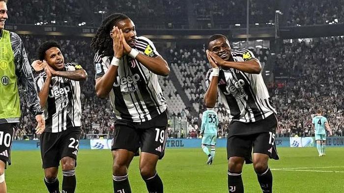 GÖZLER JUVENTUSTA