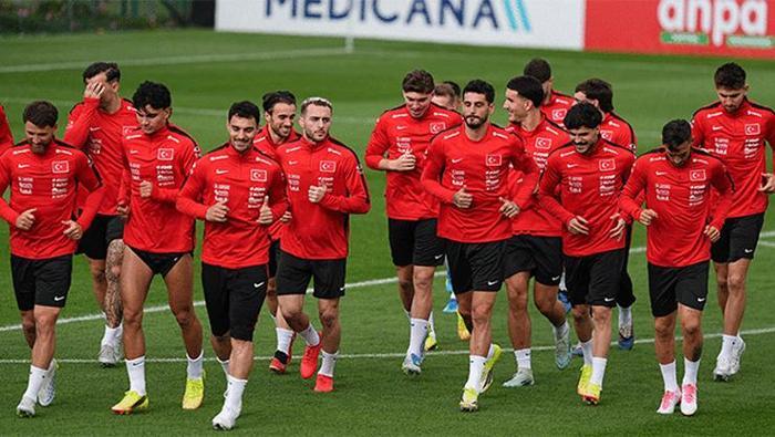 Barış Alper Yılmaz ve Eren Elmalıdan Dünya Kupası sürprizi Sır gibi sakladıkları yeni imajları ortaya çıktı