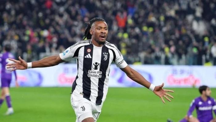 Galatasaraya Thuram transferinde dev rakipler Temaslar hızlandı