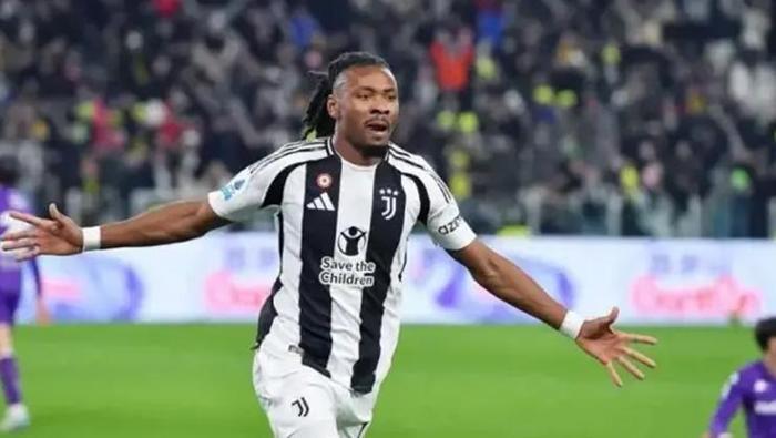 Galatasaraya transferde iki rakip daha Thuramın talipleri bitmiyor