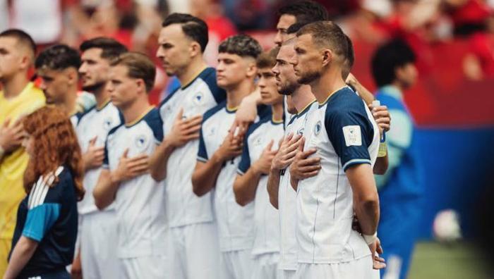 Edin Dzeko için transfer açıklaması geldi Teknik direktör bizzat duyurdu
