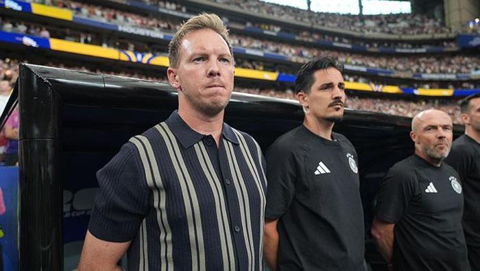 Julian Nagelsmann, basın toplantısında Leroy Saneyi savundu, Alman basınını susturdu Neden oynatmayayım ki
