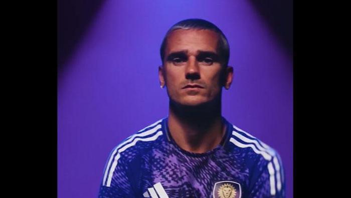 Antoine Griezmann ---> Orlando City