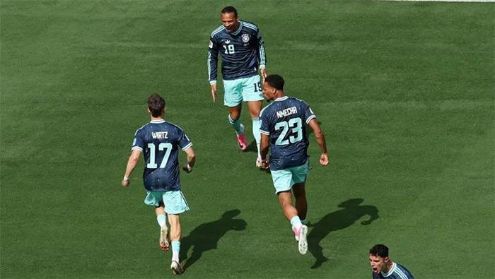 Leroy Sane Almanya tarihine geçti ama gündem bambaşka Günah keçisi, suçlu her zaman o