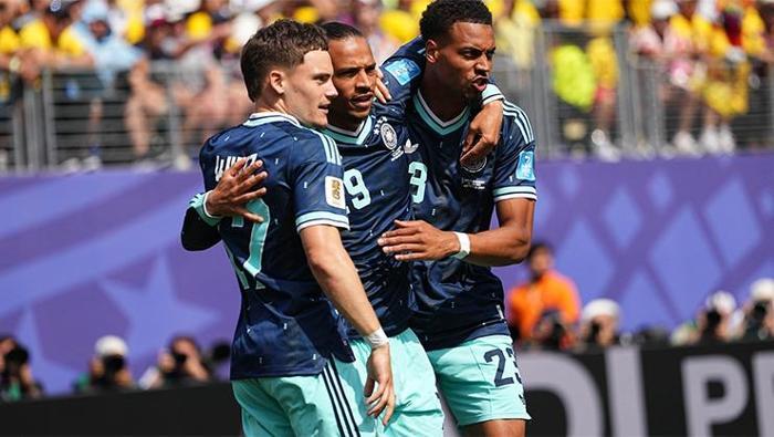 Leroy Sane Almanya tarihine geçti ama gündem bambaşka Günah keçisi, suçlu her zaman o