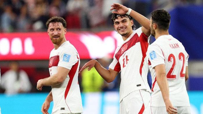 Milli Takımımızın 2026 Dünya Kupası performansını yorumladılar: Keşke en başta yapsaydık | Bir teselli ver