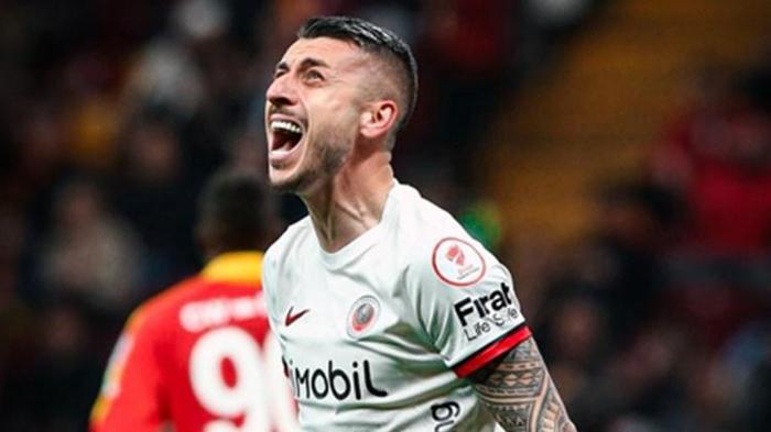 Metehan Mimaroğlu ---> Trabzonspor