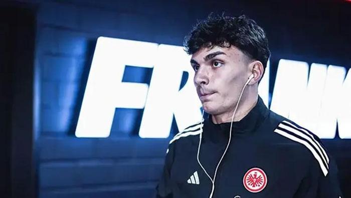 Galatasarayda 10 numara transferinde plan belli Hedefte iki yıldız